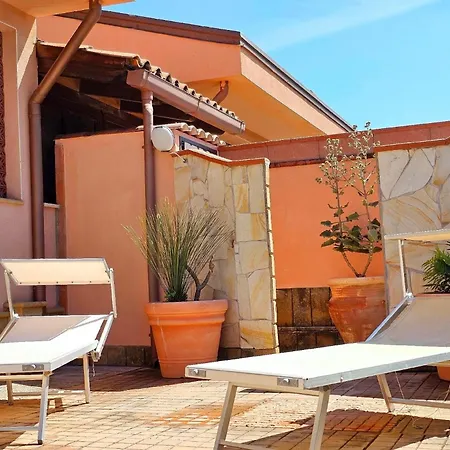 Holiday home Helle Editerrane Mit Terrasse Und Garten Nur 50 Meter Vom Meer Entfern - B57316 *